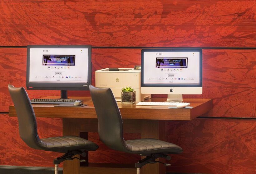 Pier 5 Hotel Baltimore