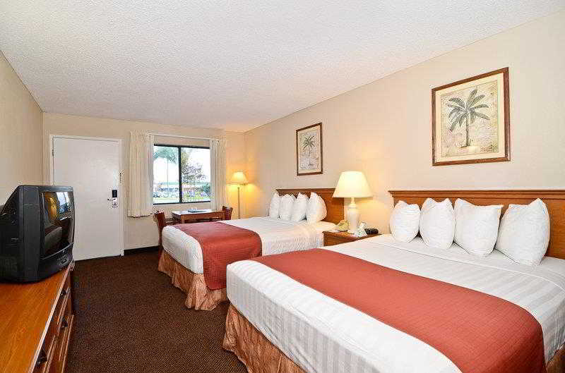 هتل Pleasant Inn