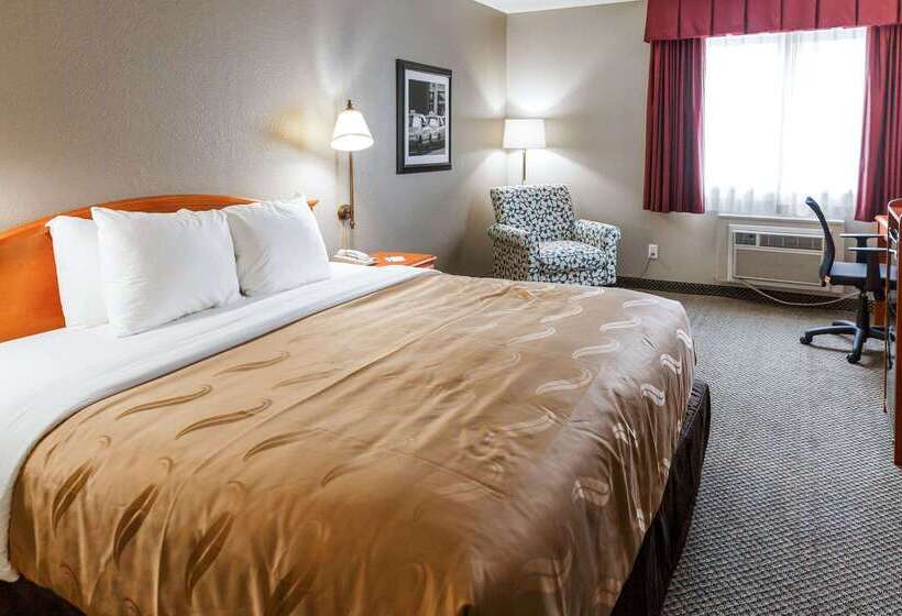 בית מלון כפרי Quality Inn Burlington Near Hwy 34