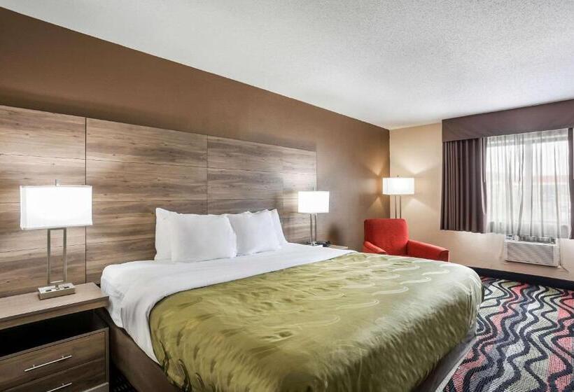 هتل Quality Inn Cedar Rapids South