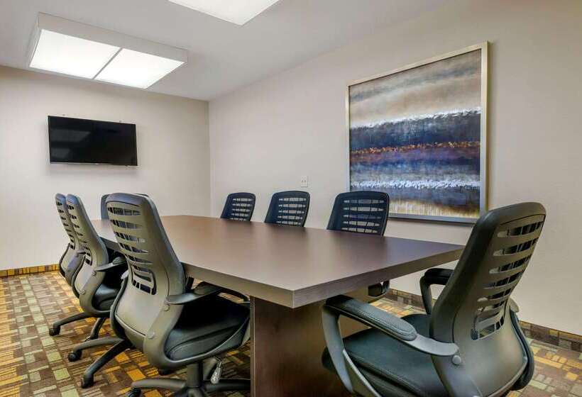 هتل Quality Inn St Cloud West