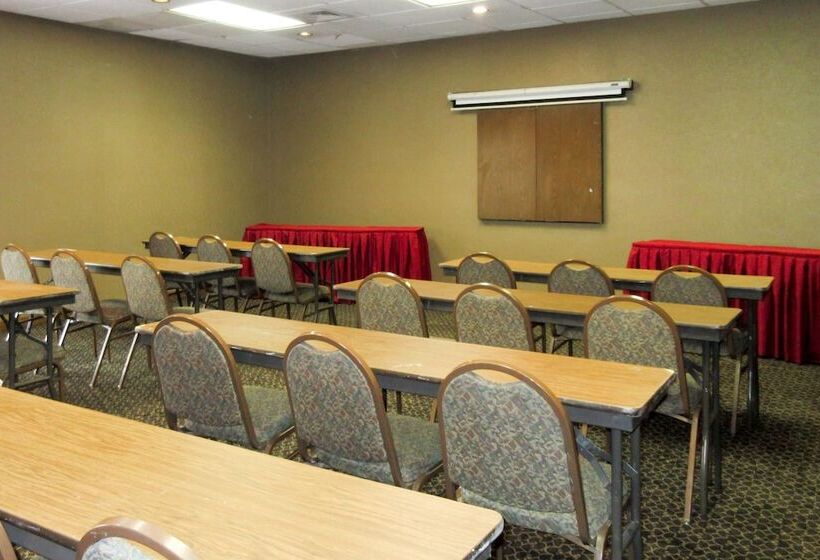 هتل Quality Inn & Suites Downtown   University Area