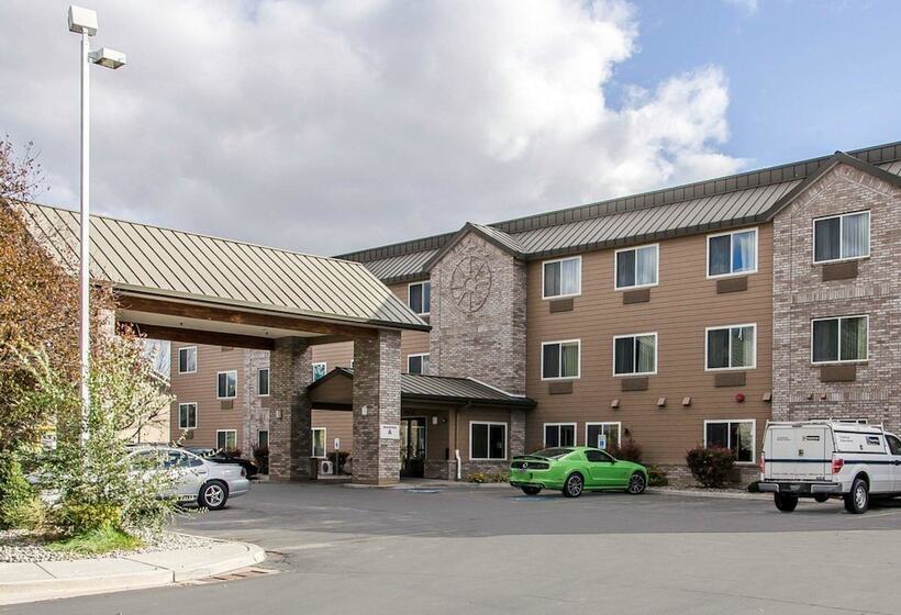 בית מלון כפרי Quality Inn & Suites