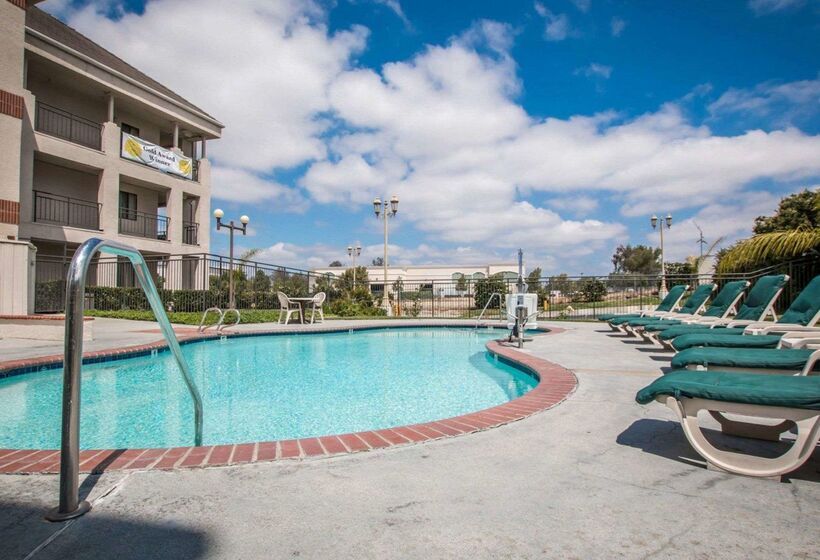 בית מלון כפרי Quality Inn Temecula Valley Wine Country