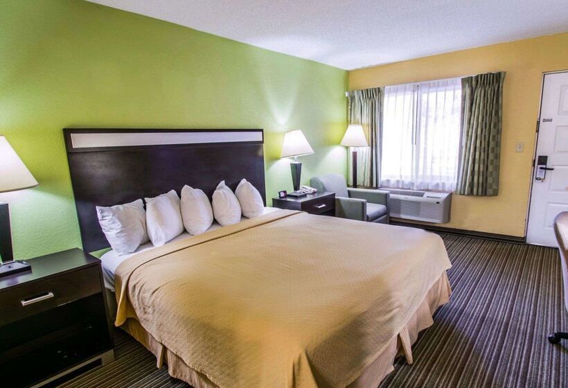 בית מלון כפרי Quality Inn Gainesville Near University