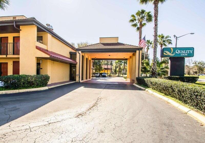 בית מלון כפרי Quality Inn Gainesville Near University