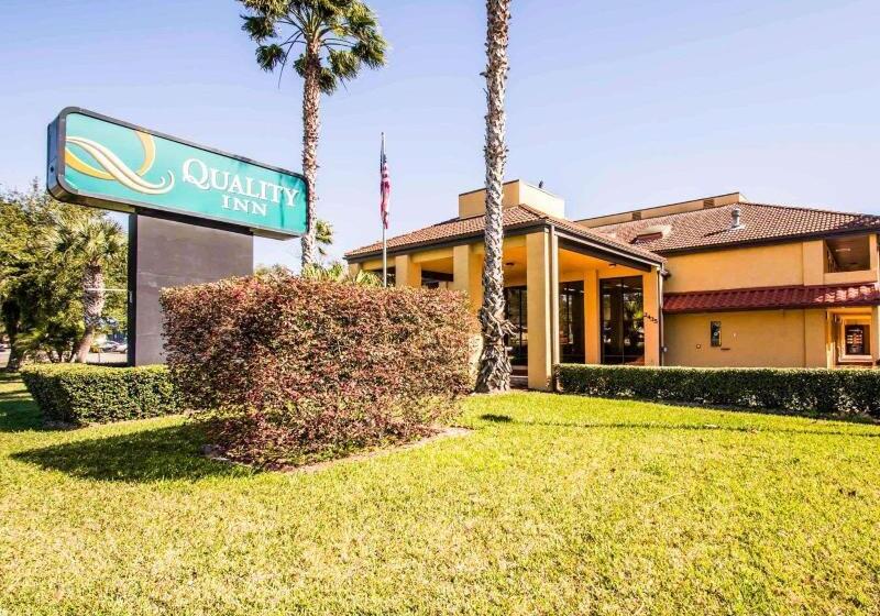 בית מלון כפרי Quality Inn Gainesville Near University