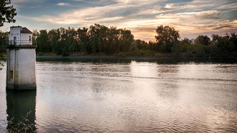 فندق على الطريق Best Western Sandman