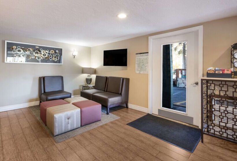 מוטל Best Western Weston Inn
