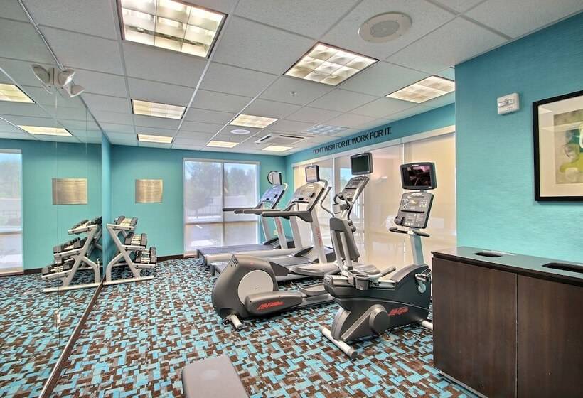 مُتل Fairfield Inn & Suites By Marriott Milwaukee Airport