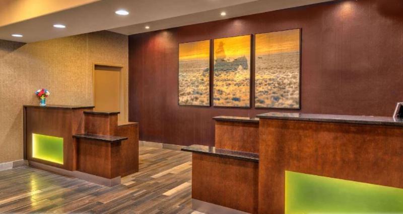 فندق على الطريق Surestay Hotel By Best Western Lovelock