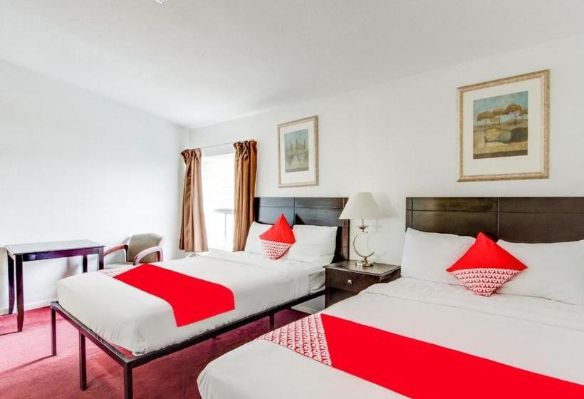 فندق على الطريق Town House Airport