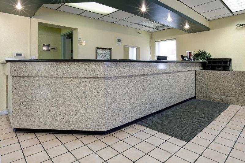 فندق Americas Best Value Inn Florida Turnpike & I95