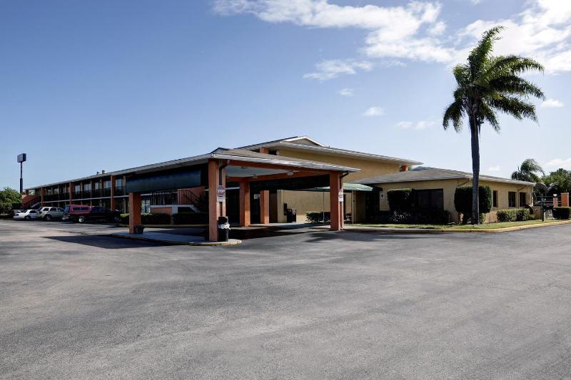 فندق Americas Best Value Inn Florida Turnpike & I95