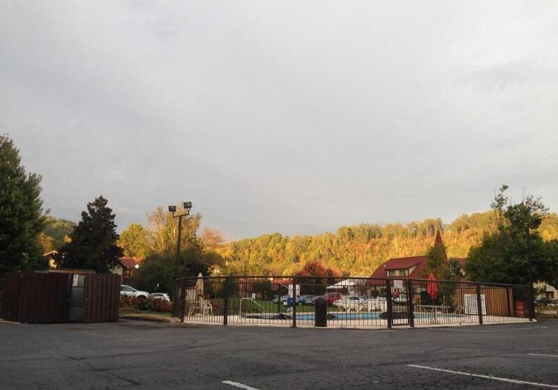 호텔 Amerivu Inn & Suites   Helen   Downtown