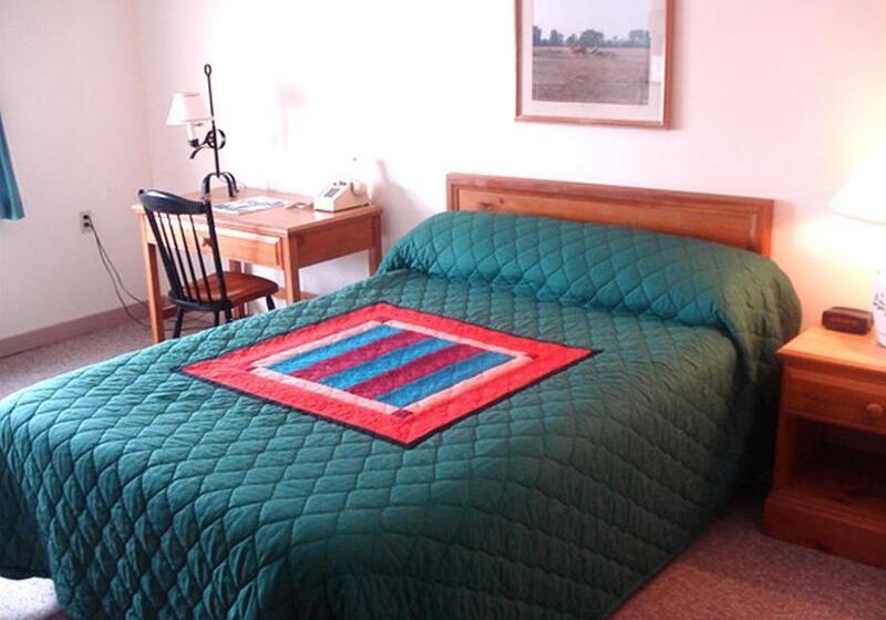 فندق Amish Inn