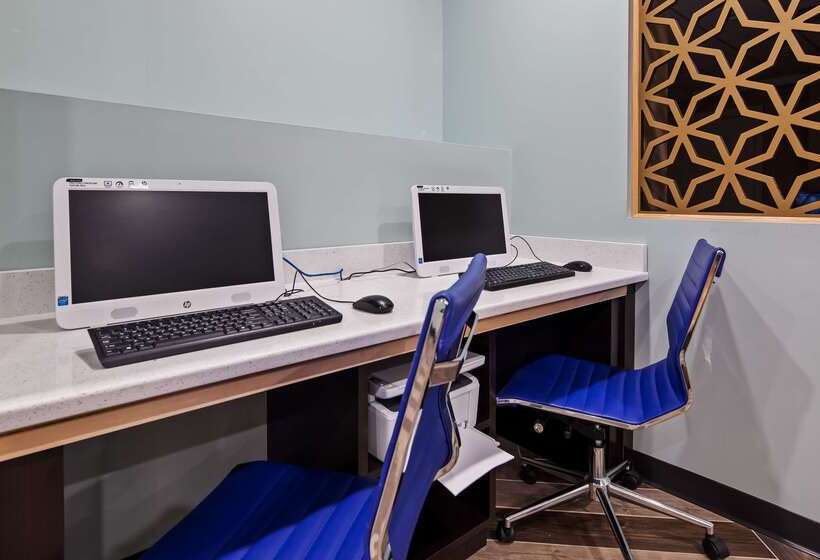 هتل Best Western Plus Landmark Inn