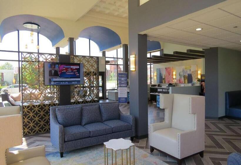 هتل Best Western Plus Landmark Inn