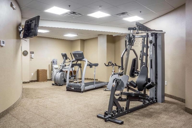 هتل Comfort Inn The Pointe