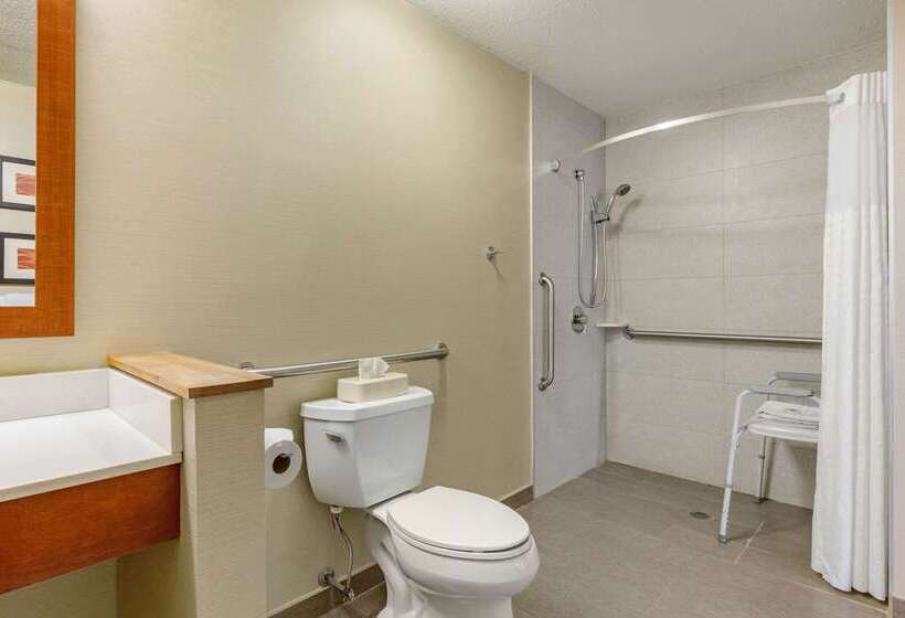 فندق Comfort Inn Rutland   Killington