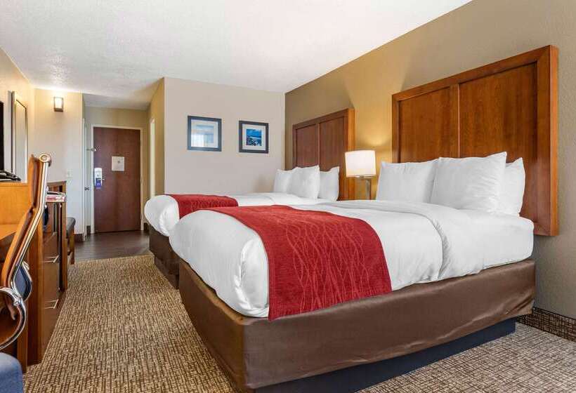 هتل Comfort Inn University