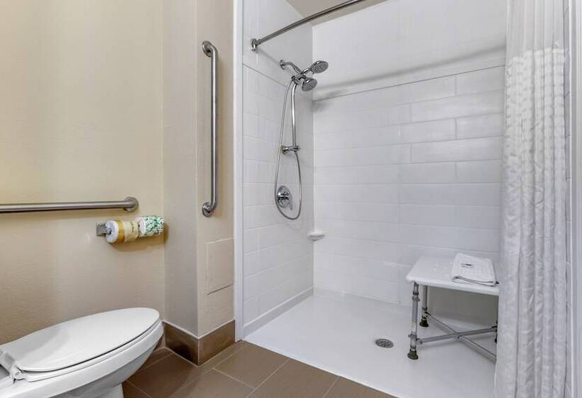 هتل Comfort Inn University