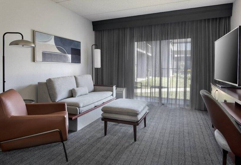 فندق Courtyard By Marriott Poughkeepsie