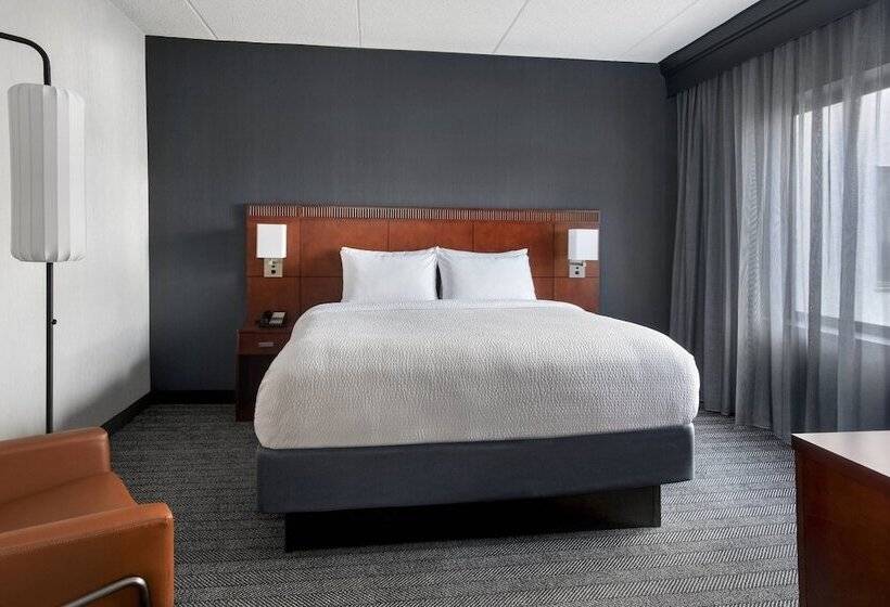 فندق Courtyard By Marriott Poughkeepsie