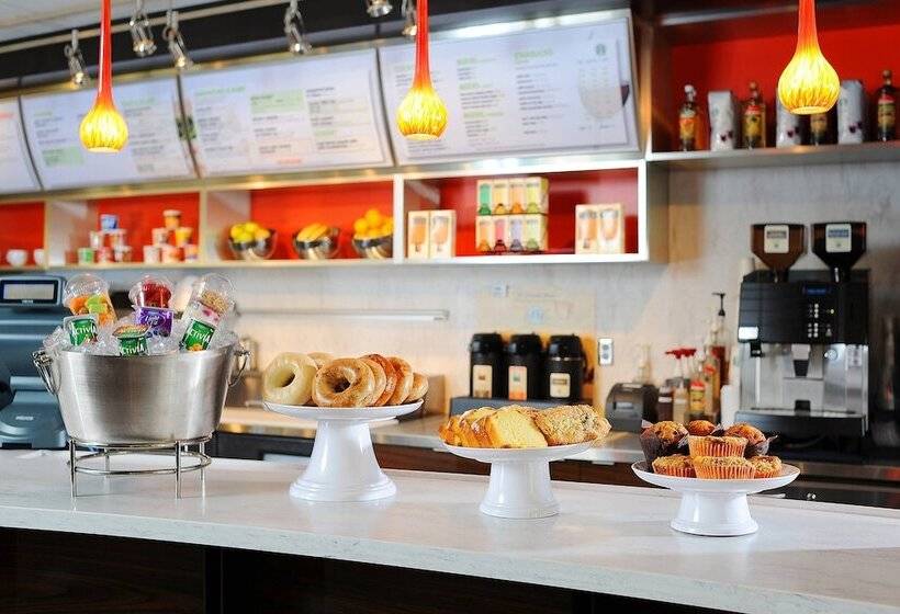 هتل Courtyard By Marriott Oklahoma City Airport