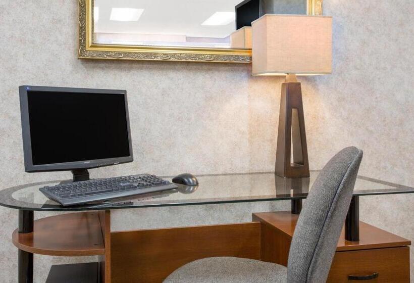 酒店 Days Inn By Wyndham Chester