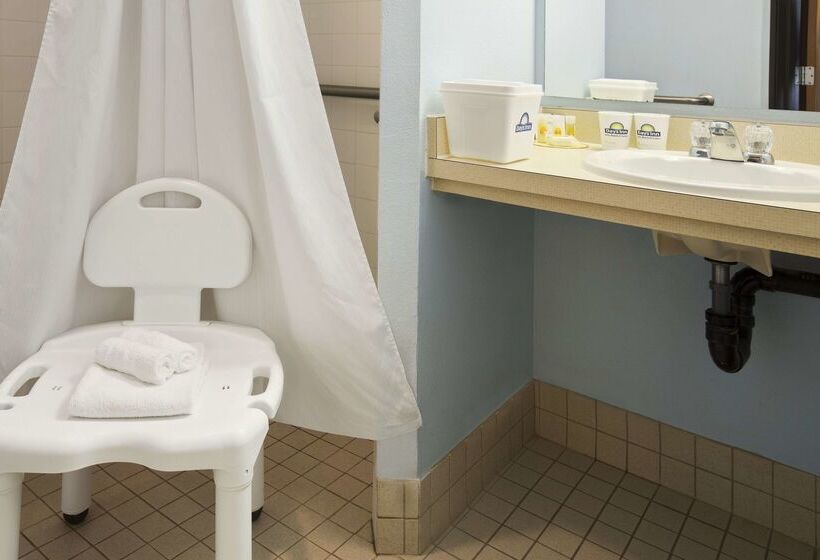 فندق Days Inn By Wyndham Coeur D'alene