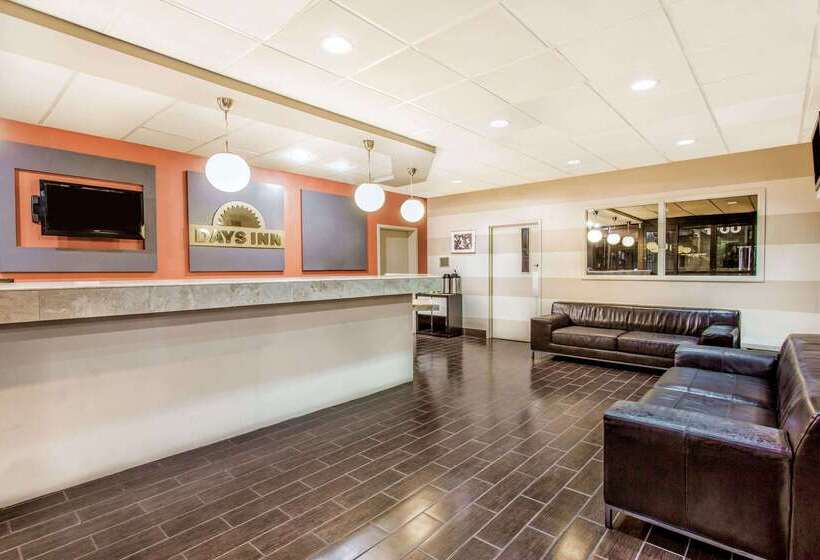 هتل Days Inn By Wyndham Fort Lauderdale Airport Cruise Port
