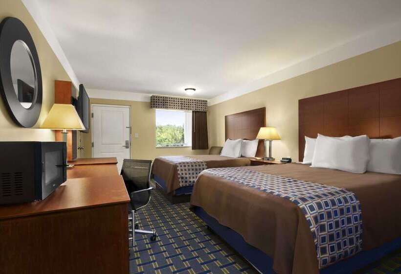 هتل Days Inn By Wyndham Fultondale