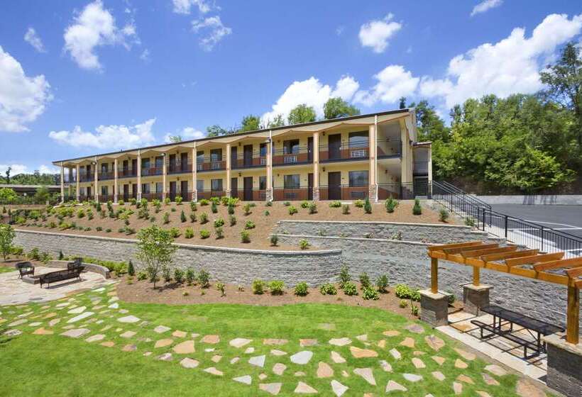 هتل Days Inn By Wyndham Fultondale