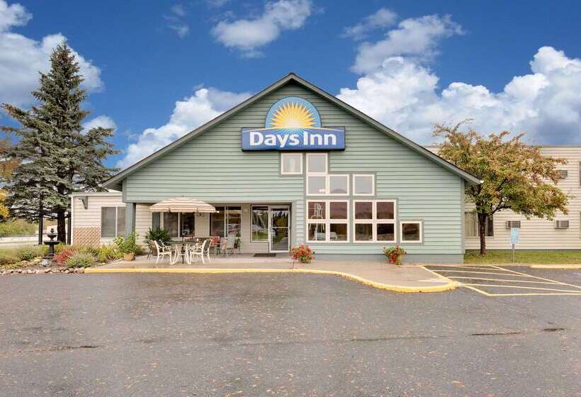 בית מלון כפרי Days Inn By Wyndham International Falls