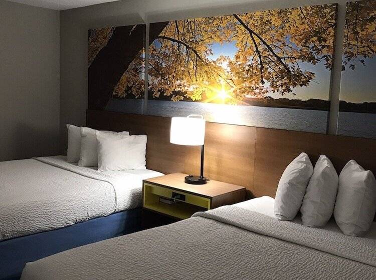 בית מלון כפרי Days Inn By Wyndham International Falls