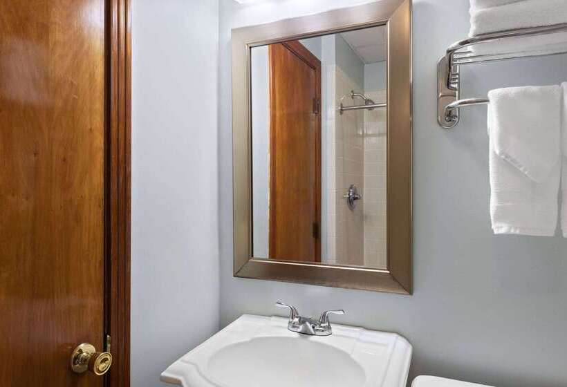 فندق Days Inn By Wyndham Kill Devil Hills Oceanfront  Wilbur