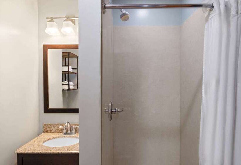 فندق Days Inn By Wyndham Kill Devil Hills Oceanfront  Wilbur