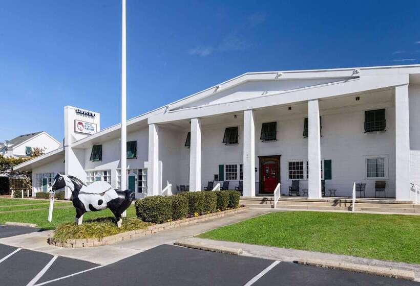 فندق Days Inn By Wyndham Kill Devil Hills Oceanfront  Wilbur