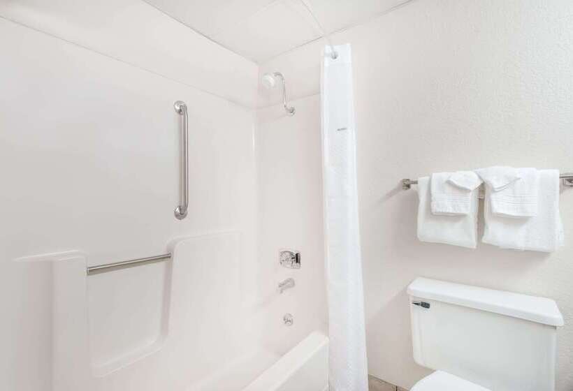 酒店 Days Inn By Wyndham Kirksville