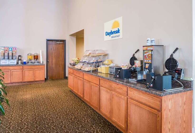 酒店 Days Inn By Wyndham Kirksville