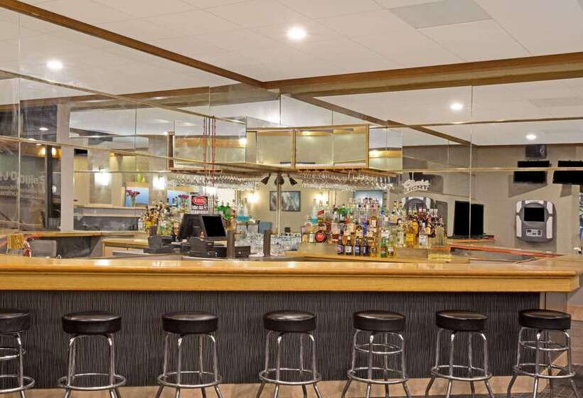 فندق Days Inn By Wyndham Lanham Washington Dc