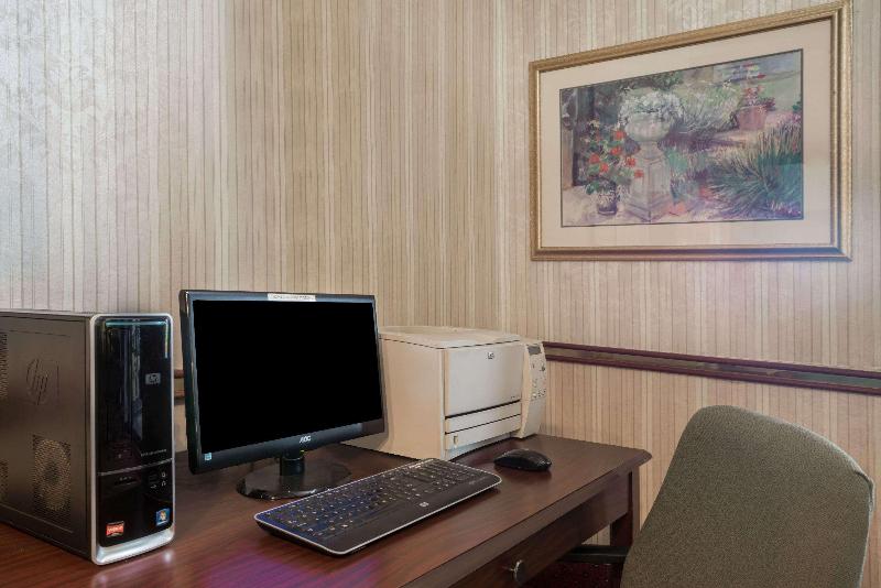 호텔 Days Inn By Wyndham Westminster