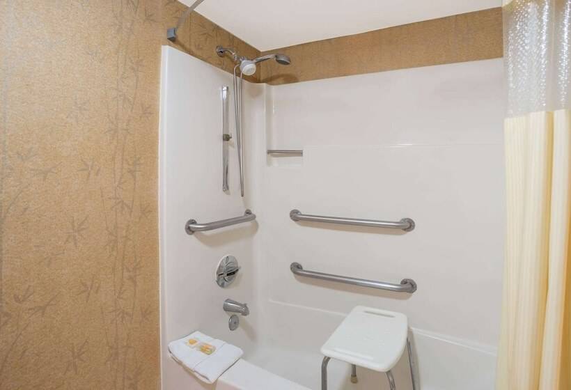 호텔 Days Inn By Wyndham Westminster