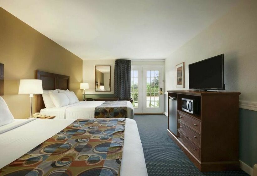 호텔 Days Inn By Wyndham Shelburne/burlington