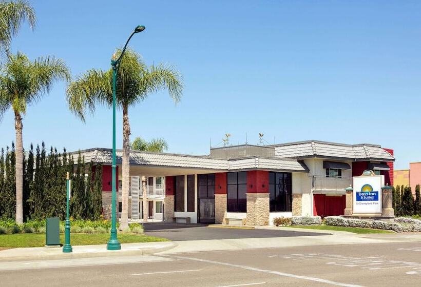ホテル Days Inn & Suites By Wyndham Anaheim At Disneyland Park