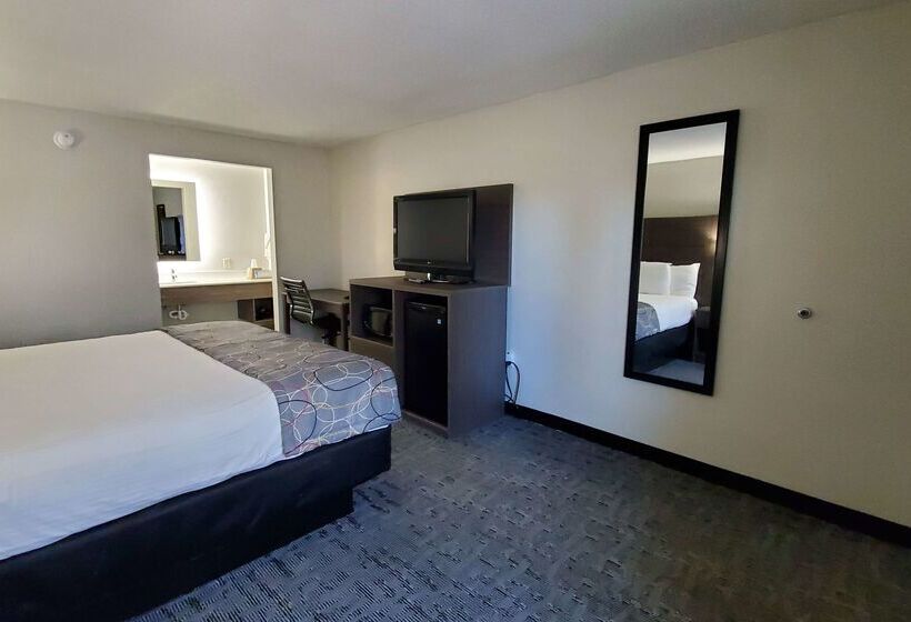 Отель Days Inn & Suites By Wyndham Charleston Airport West