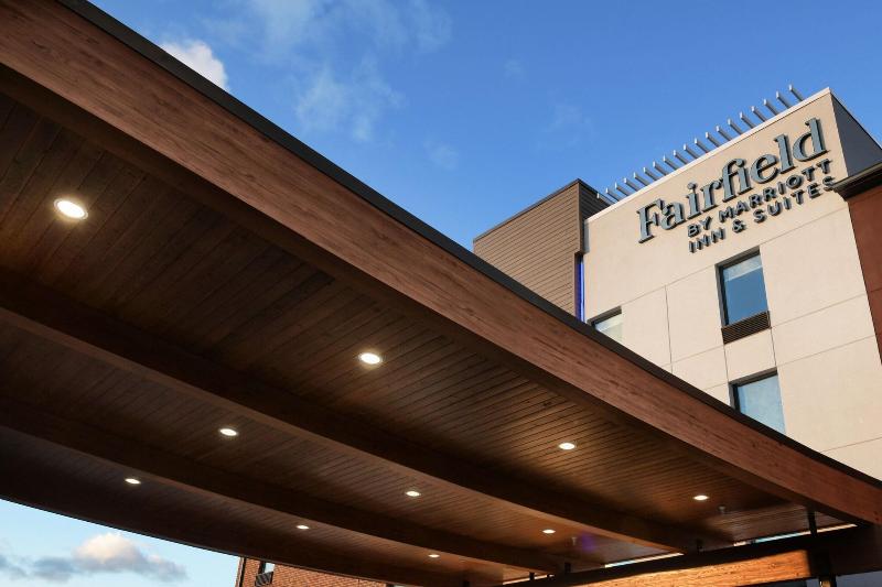 Отель Fairfield Inn & Suites By Marriott Pottstown Limerick