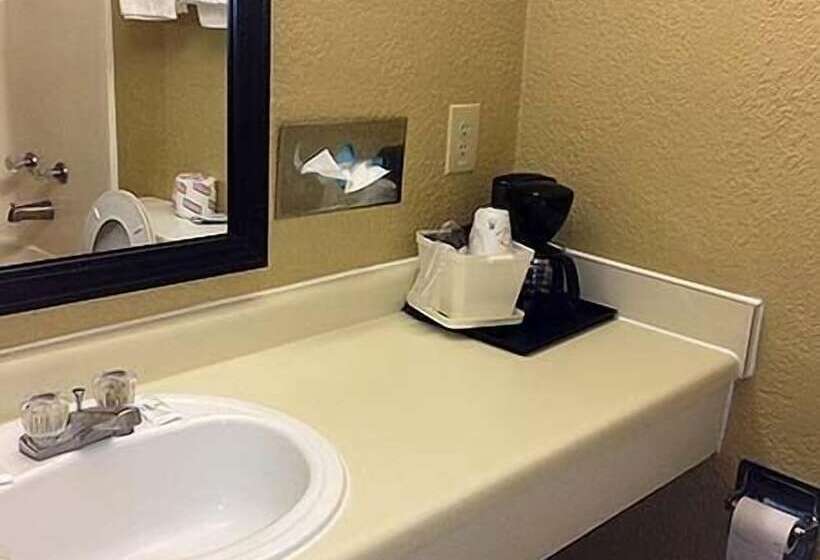 فندق Fairview Inn & Suite