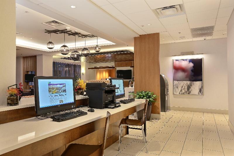 هتل Holiday Inn Express Denver Downtown, An Ihg